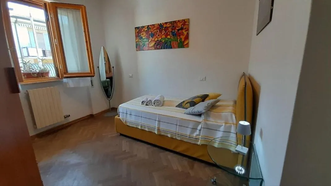 Ferienwohnung Casa Rosi Viareggio Apartment